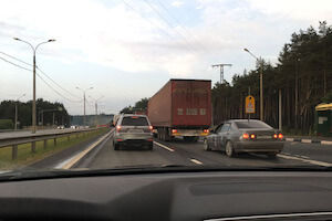Luces de emergencia encendidas